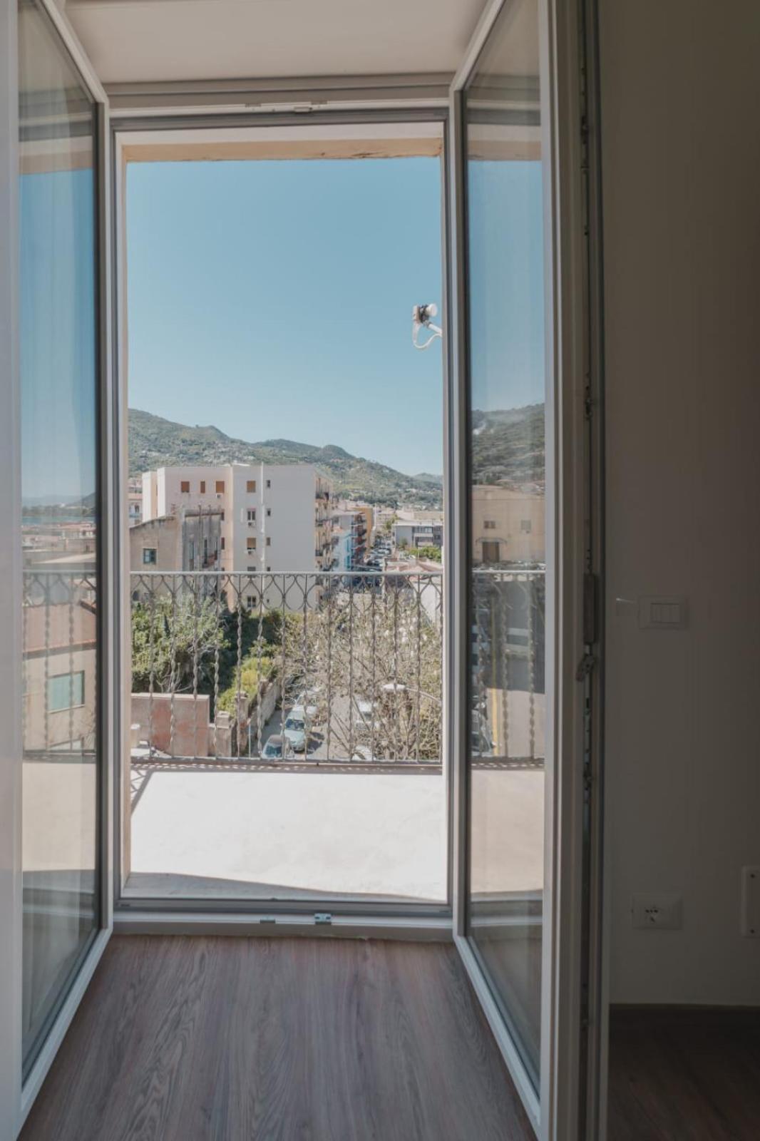Villa Di Giorgi Apartments Center Cefalù Exteriér fotografie